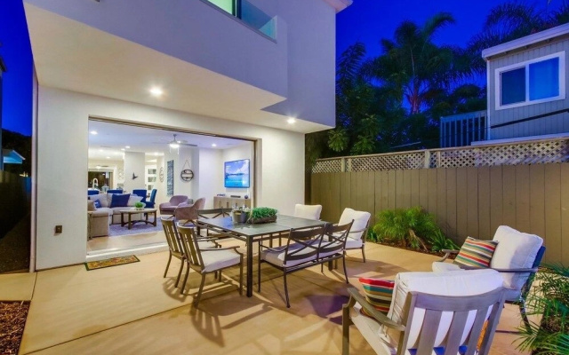 CA Dreaming 5 Bedroom Home
