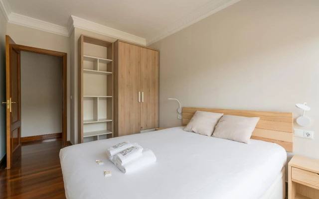 Zubia apartment by People Rentals