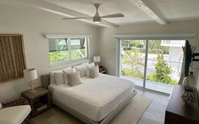 Treasure Harbor Hideaway