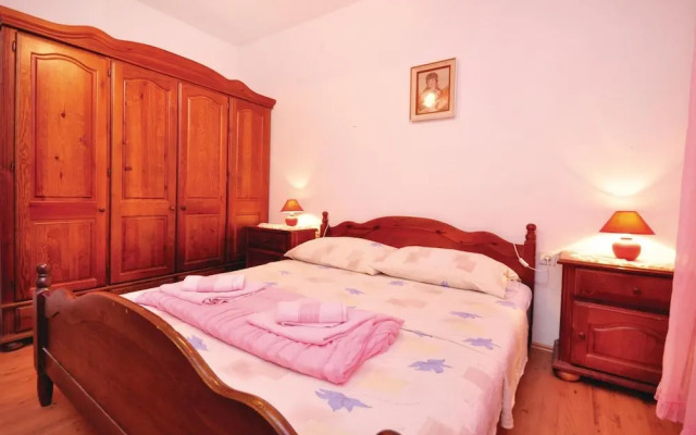 Beautiful Apartment in Omis With 3 Bedrooms