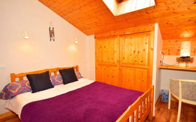Luxurious Chalet in Champagny-en-vanoise Near Ski Area