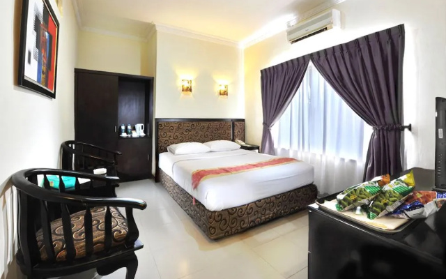 Gaja Hotel