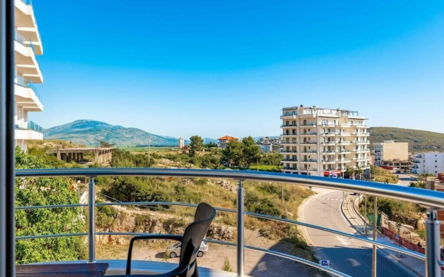 Alnes Hotel