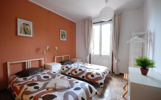 Апартаменты Diagonal Apartments комната для гостей