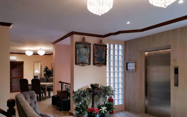 RoomQuest Thonglor