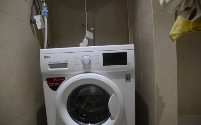 Luxurious And Pleasant 2br Branz Bsd City Apartment