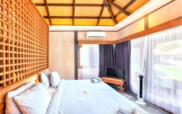 Hi Blue Bali Melasti Resort by ZUZU