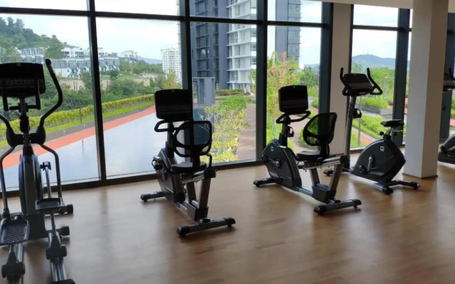The Ridge @ KL East Mall & Condominium