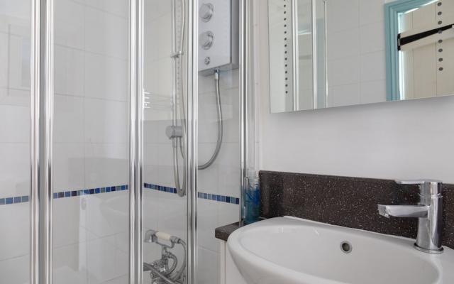 End Cottage