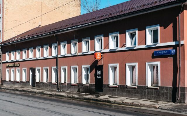Хостел Кеды и кофейня Москва вид на фасад