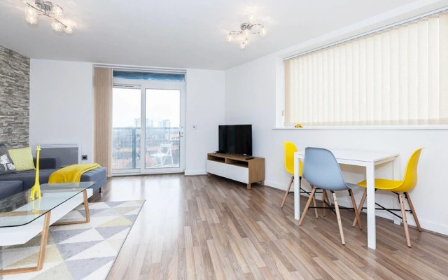 Amazing 2BR Manchester Apartment