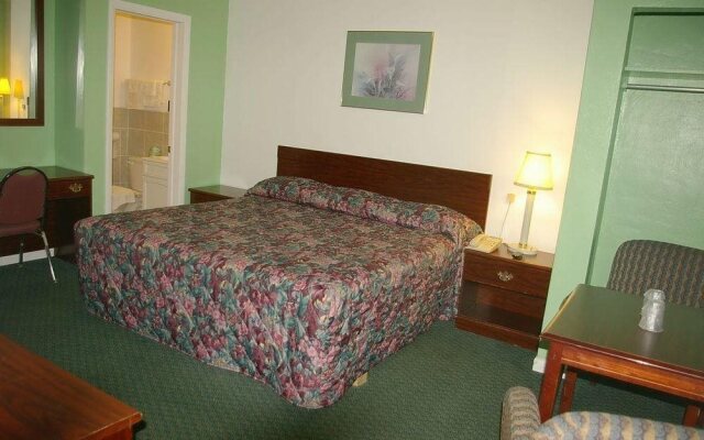 Kenwood Motel