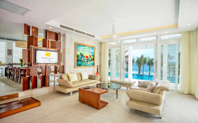 Aura Sun Premier Villa Da Nang
