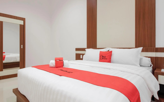 RedDoorz Premium @ Setiabudi Medan