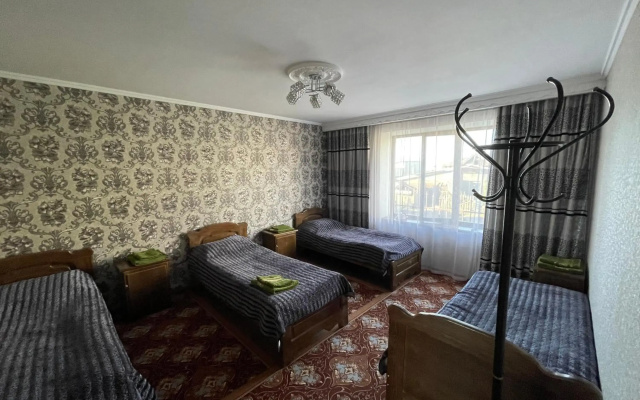 Guest House Eles