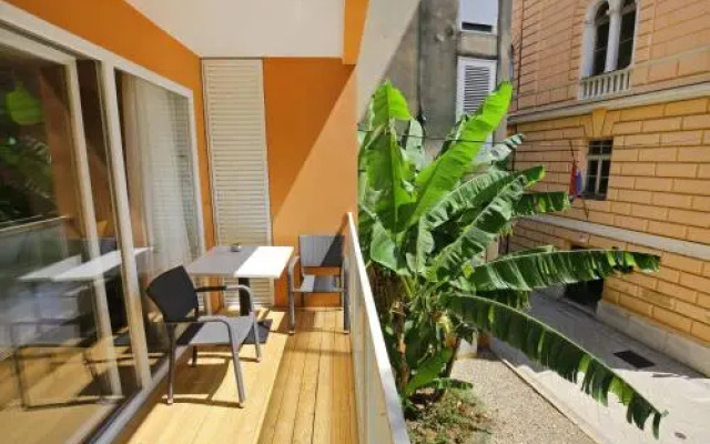 Kai Boutique Studio & Rooms