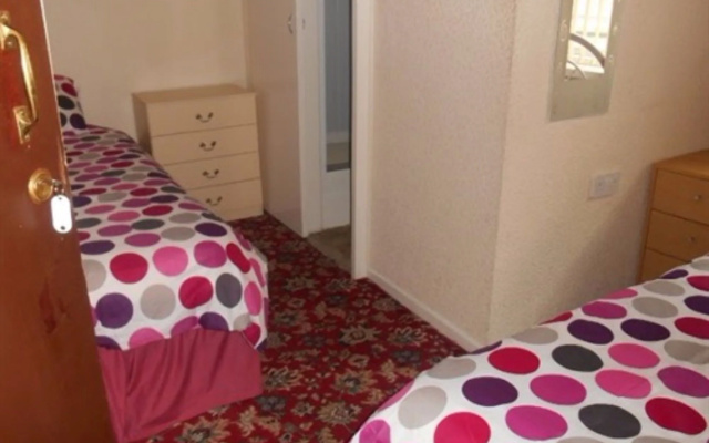Staymor Hotel