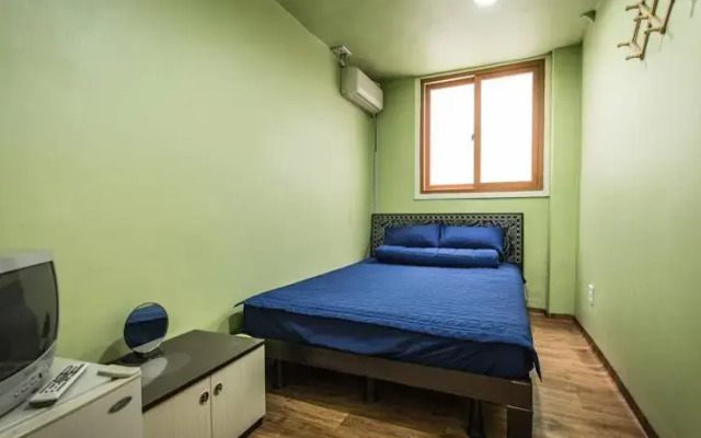 Hostel Korea 5