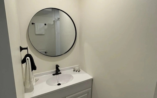 Skaha Lake Airport Inn & Suites