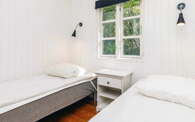 6 Person Holiday Home in Gedser