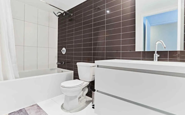 2 Storey Downtown Townhouse