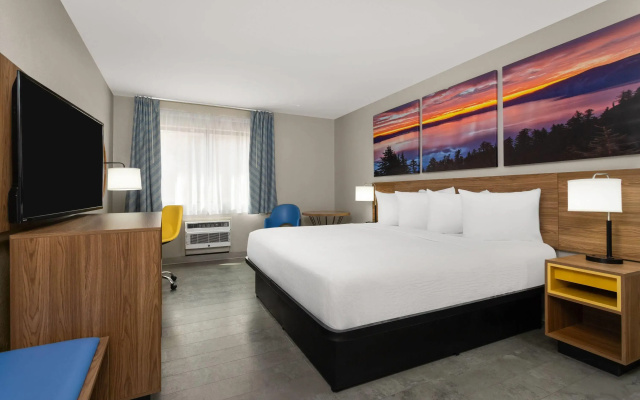 Days Inn by Wyndham Rawlins