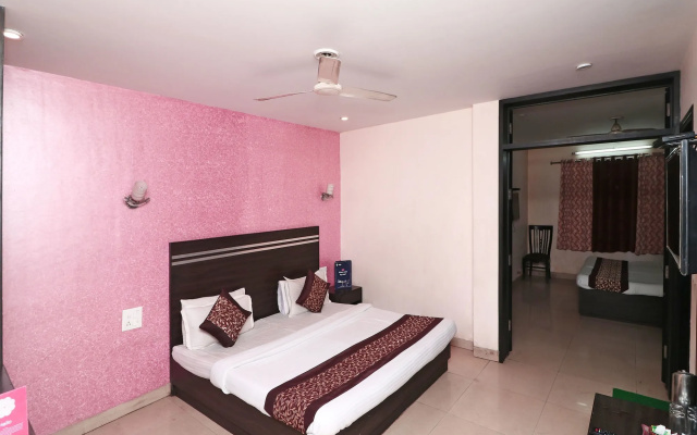 Oyo 15922 Hotel Himalayan Breeze
