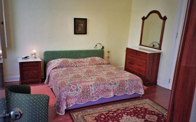 Hotel Alhambra