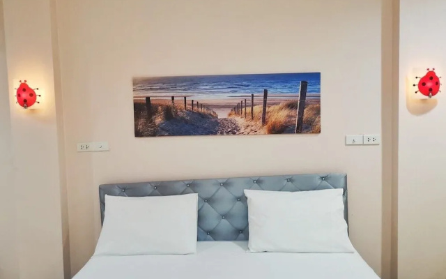 Pratubjai Hotel