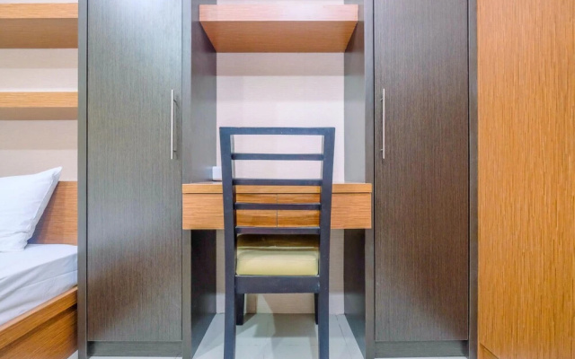 Comfortable Studio Apartment at Park View Condominium near Mall