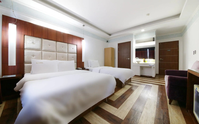 Brown-dot Hotel Paju Heyri