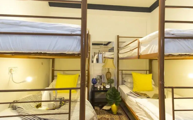 ZEN Hostel The Bed Station