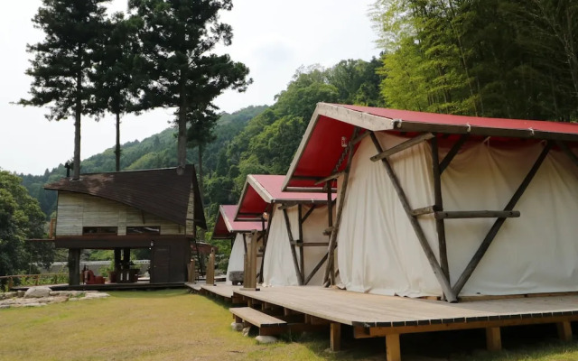 WOOD DESIGN PARK - Campground