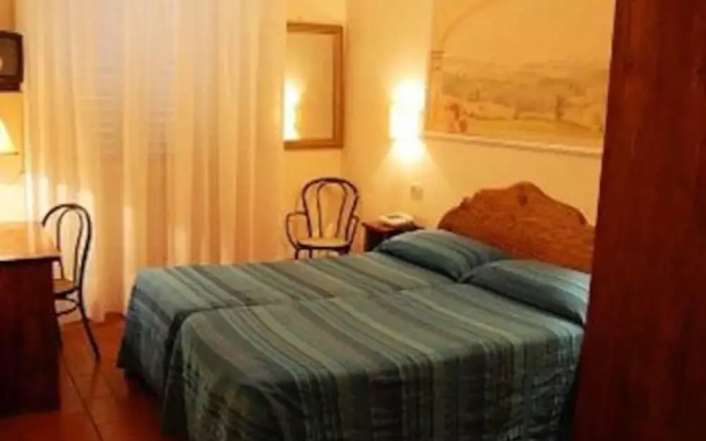 Hotel Airone