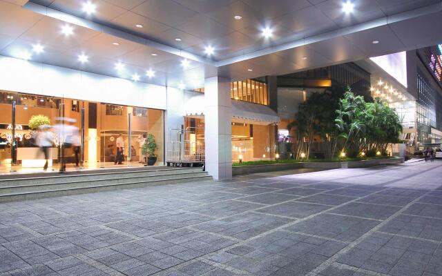 Отель Grand Mercure Bangkok Fortune вид на фасад
