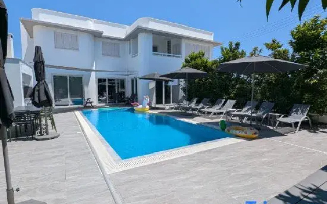 anemelie Vacation Home