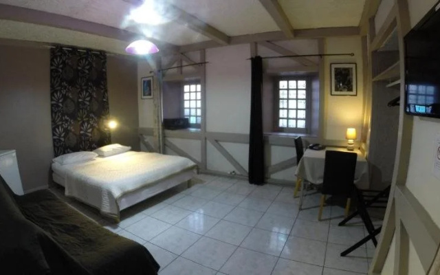 Carib Hotel