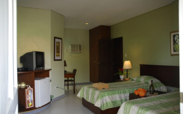 Playa Papagayo Beach Inn