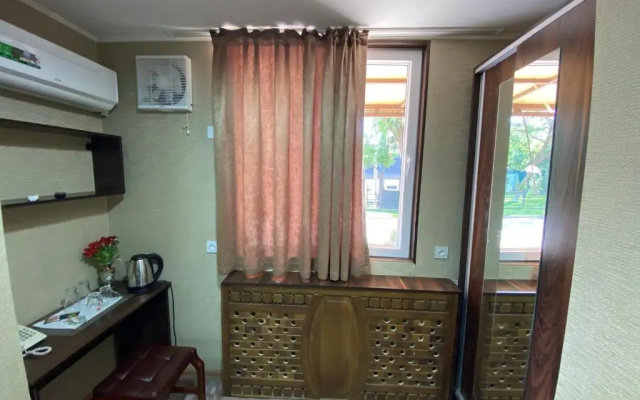 Budget Hostel