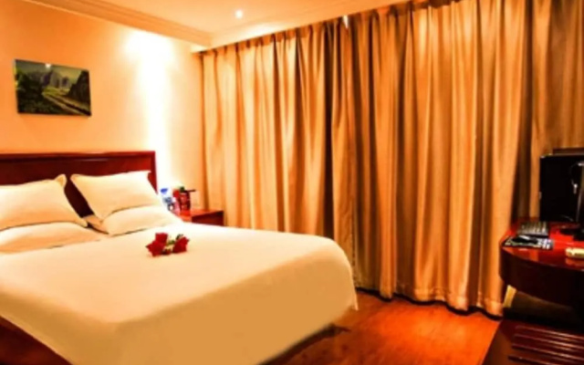 GreenTree Inn Lianyungang Guanyun Wenzhou Shangmaocheng Express Hotel