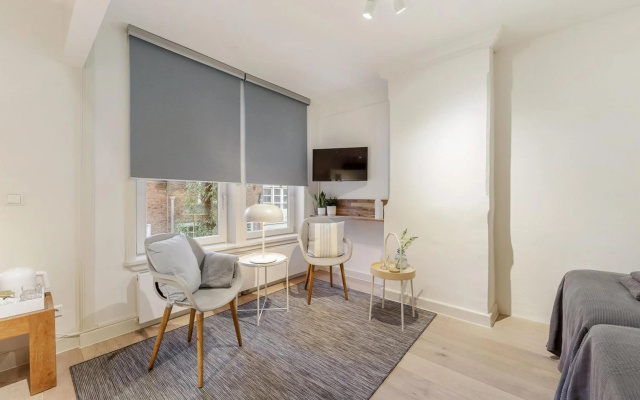 Adam's Suite