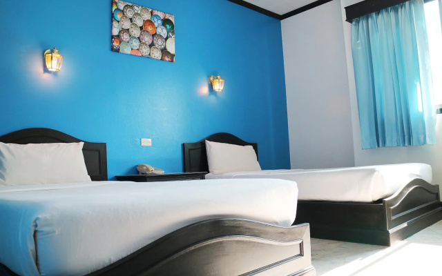 Royal Place Hotel