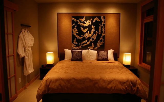 Shades of Jade Inn and Spa