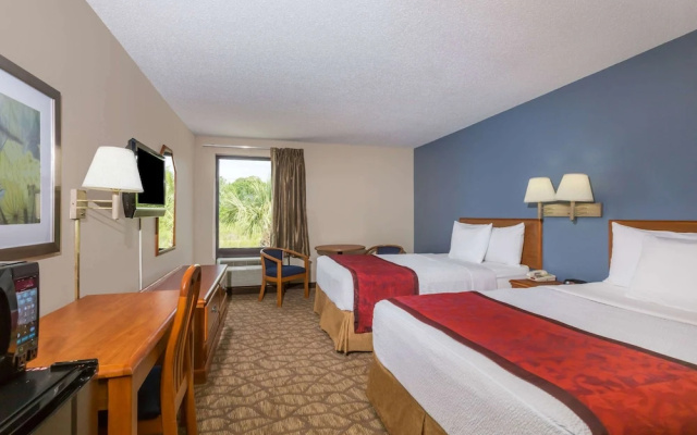 Spark by Hilton Tifton