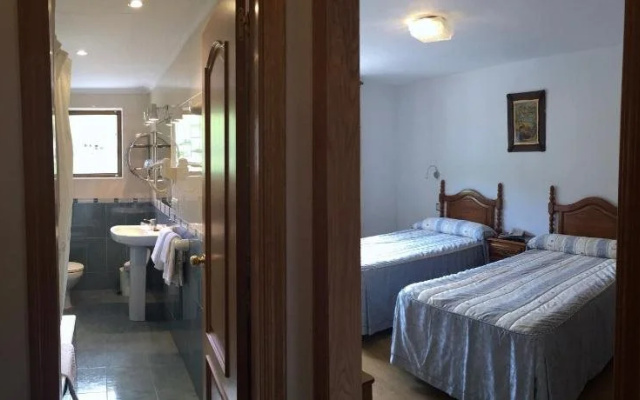 Hotel Trespalacios