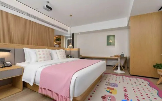 Yue Xiang Shi Guang Hotel