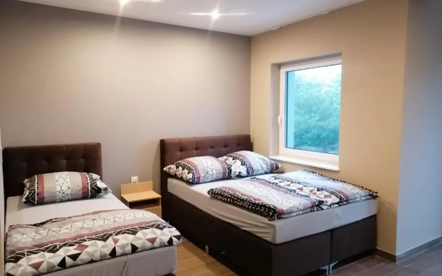 POKOJE GOŚCINNE AZALIOWA 34 Mielno
