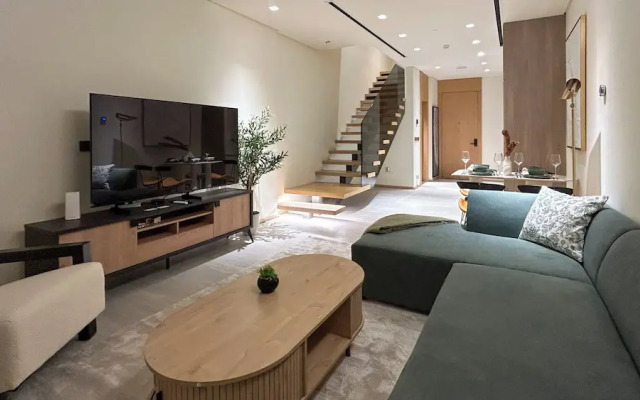 Stylish 1BR Penthouse in The Autograph