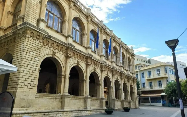 Loggia Suites