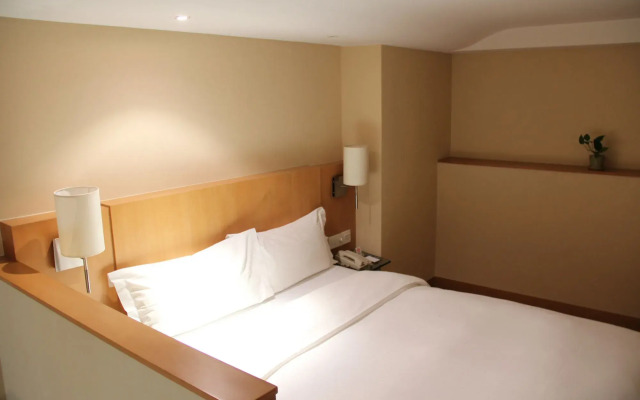 Lotel